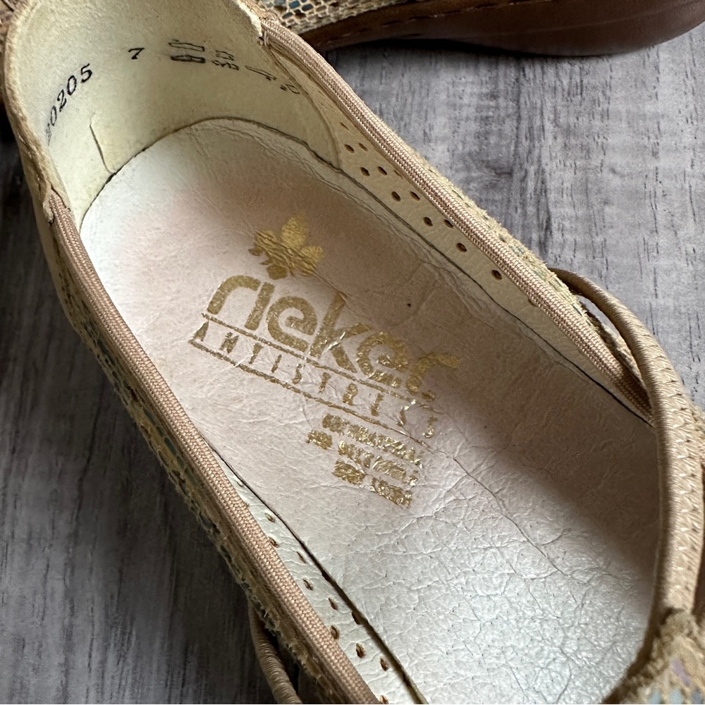 Rieker Women's Mary Jane Flats with Accent Perforation, Beige + Rainbow - Picture 5 of 11